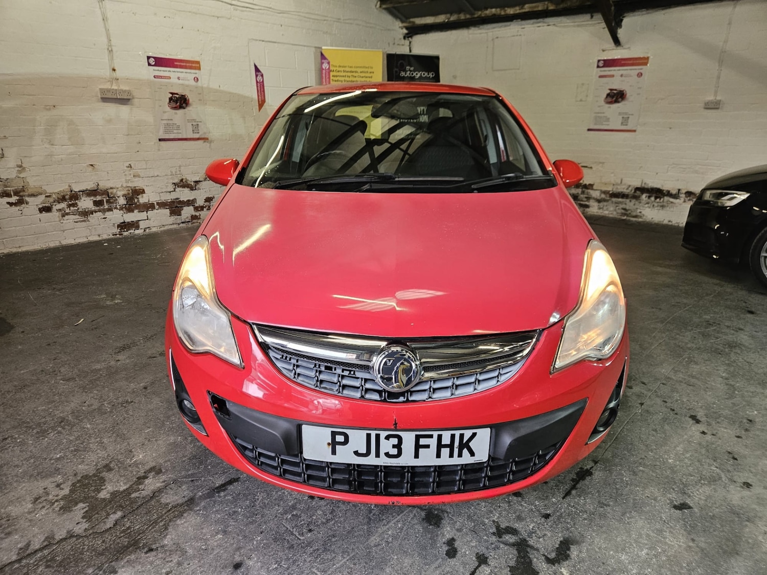 Used Vauxhall Corsa 2013 for sale - 78025606: Photo 2
