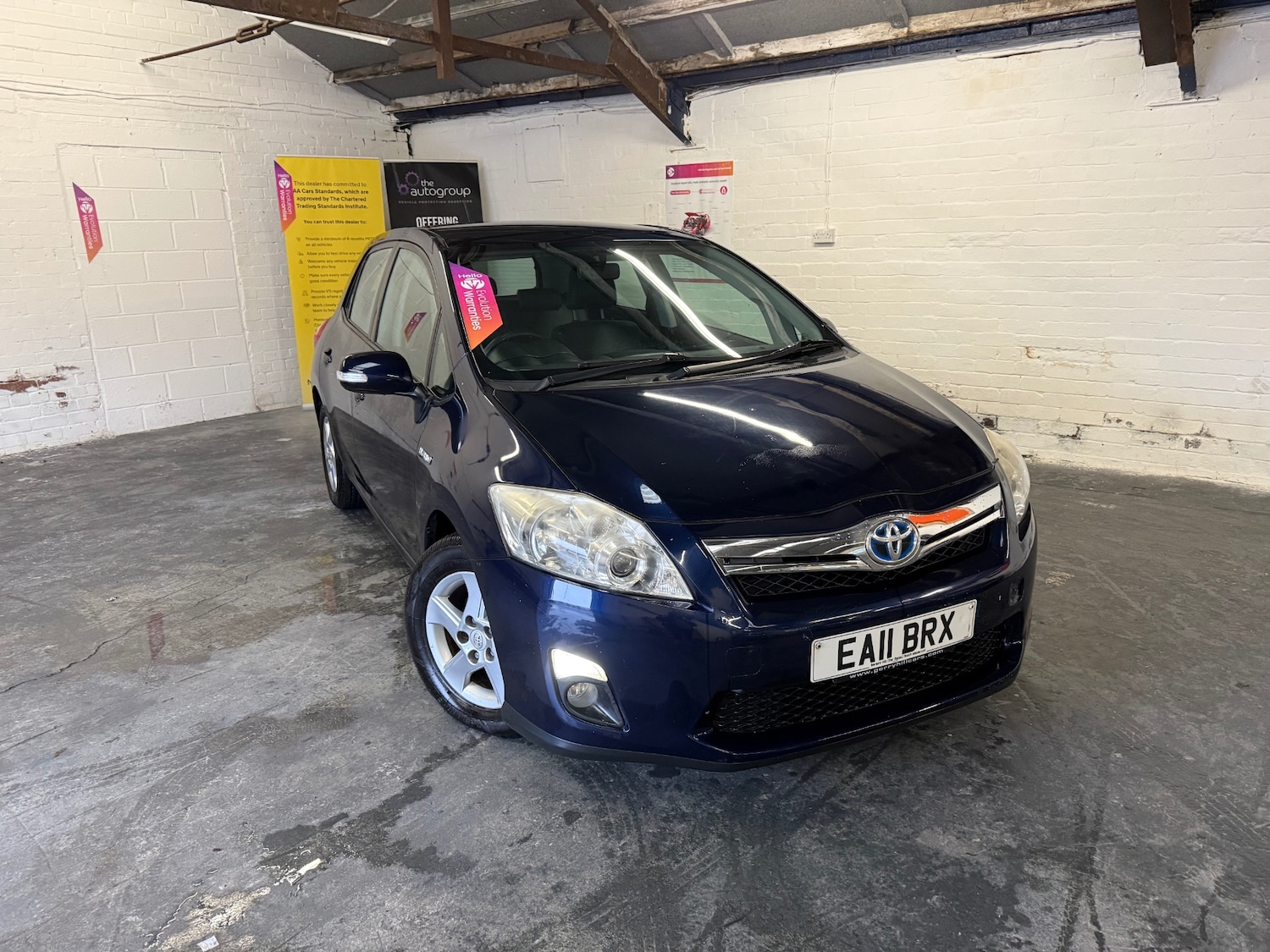 Used Toyota Auris 2011 for sale - 77141039: Photo 2