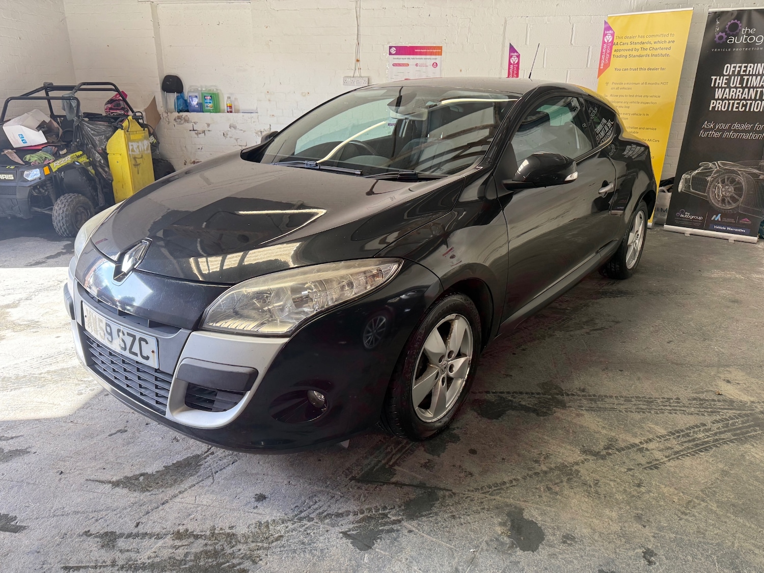 Used Renault Megane 2010 for sale - 77141019: Photo 3