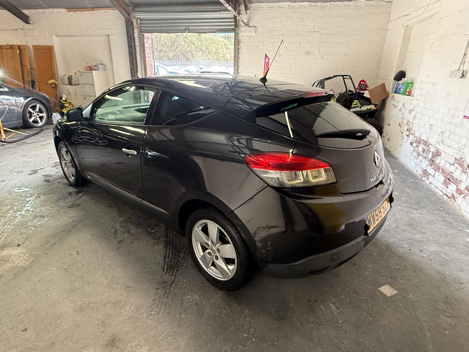 Used Renault Megane 2010 for sale - 77141019: Photo 5