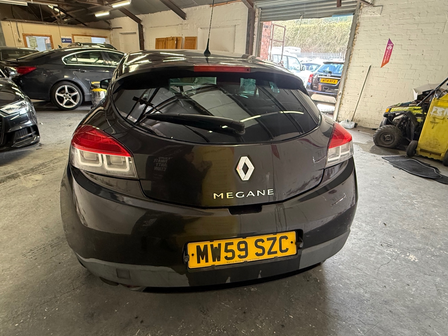 Used Renault Megane 2010 for sale - 77141019: Photo 6
