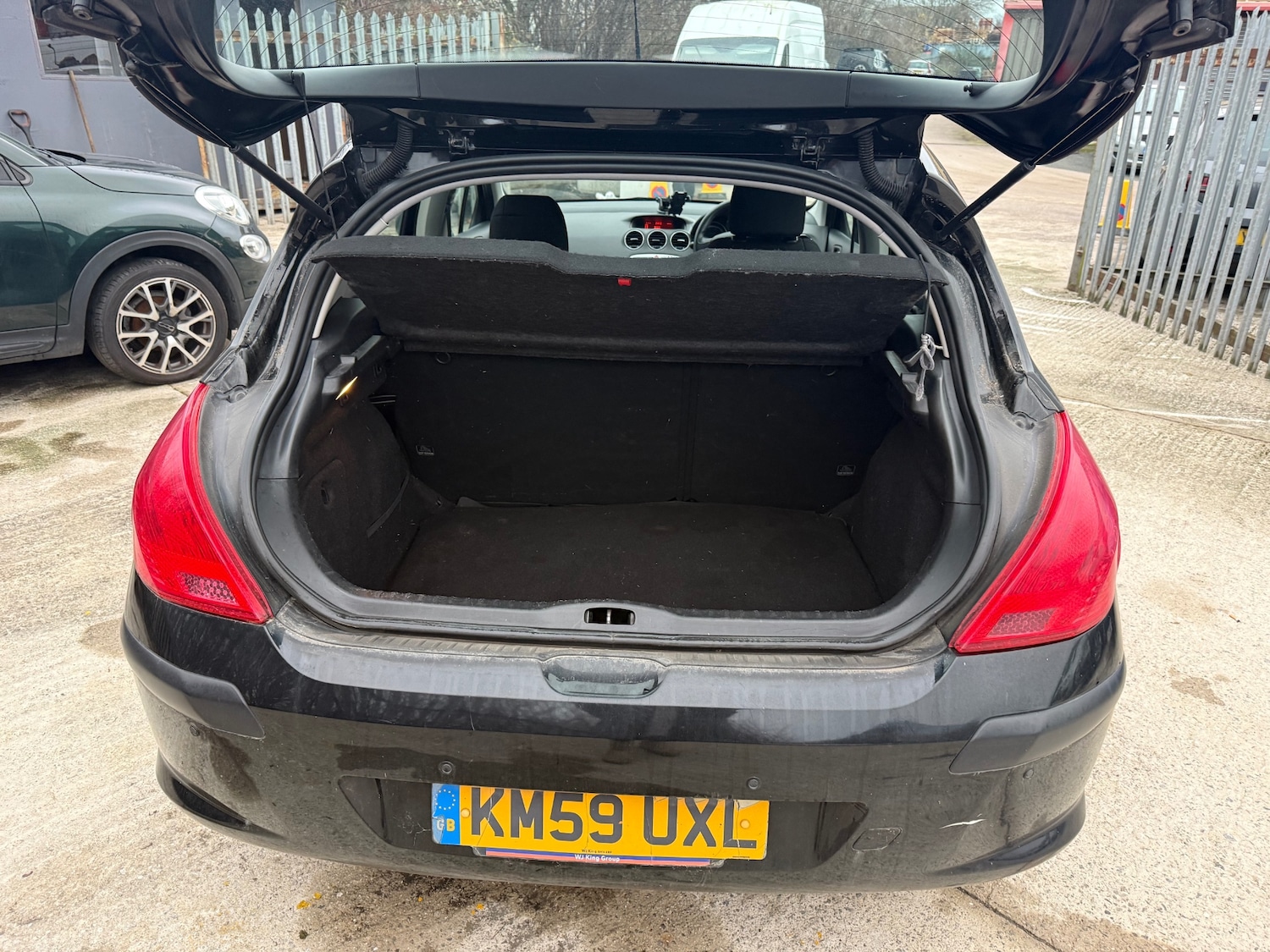 Used Peugeot 308 2009 for sale - 77058447: Photo 10