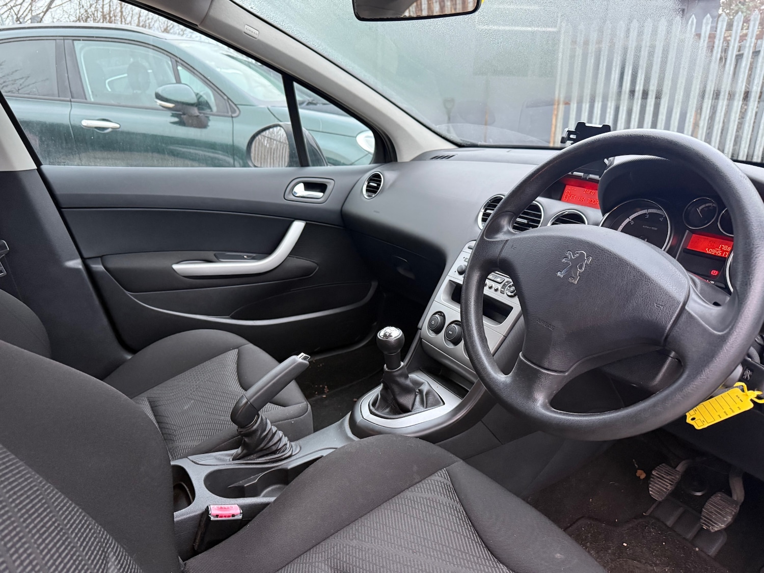 Used Peugeot 308 2009 for sale - 77058447: Photo 17