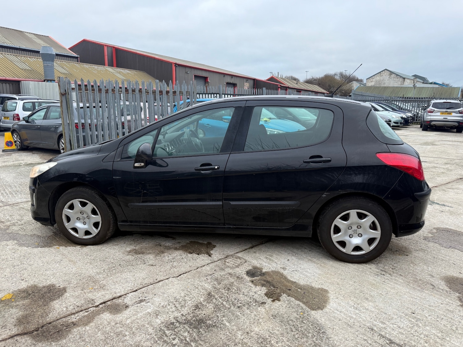 Used Peugeot 308 2009 for sale - 77058447: Photo 6