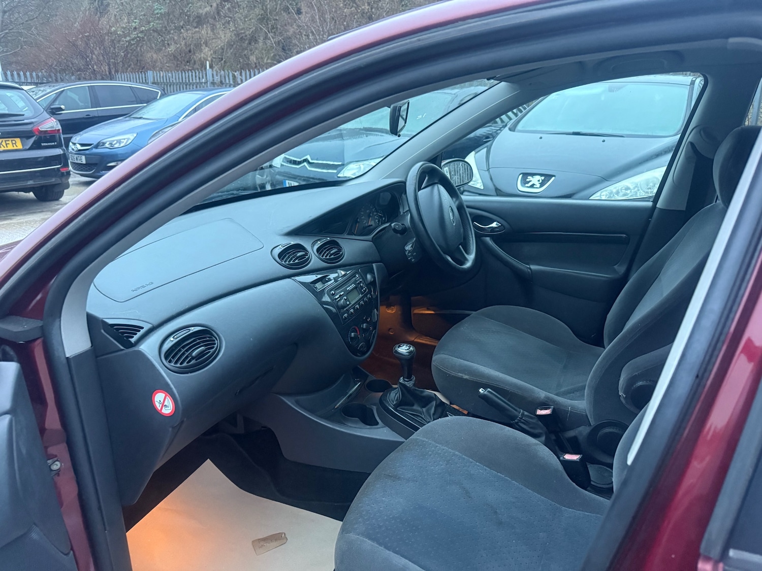 Used Ford Focus 2003 for sale - 77141014: Photo 5