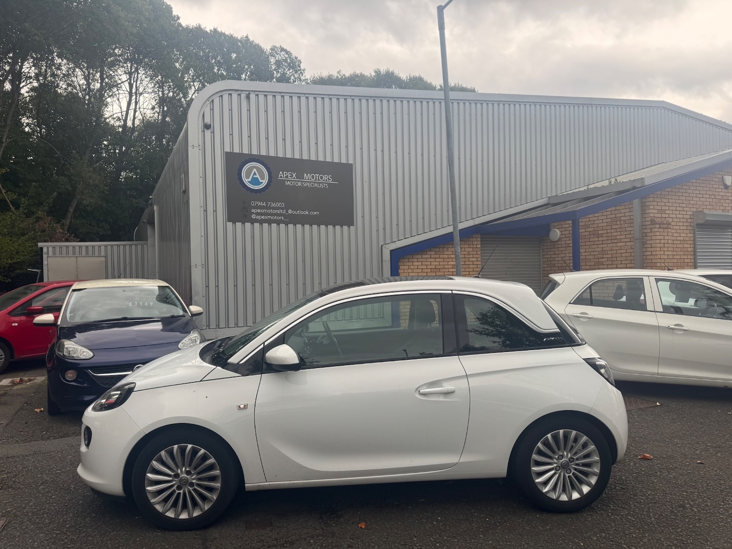 Used Vauxhall ADAM 2015 for sale - 76115451: Photo 1