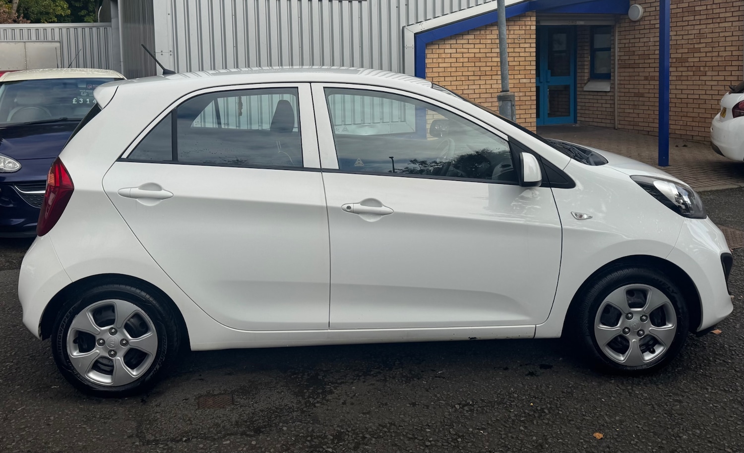 Used Kia Picanto 2014 for sale - 76115438: Photo 2