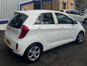 Used Kia Picanto 2014 for sale - 76115438: Photo
