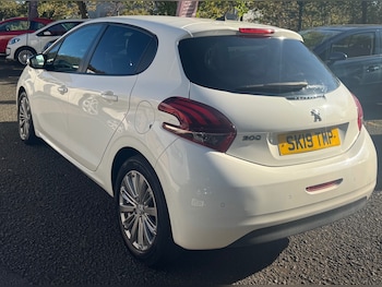 Used Peugeot 208 2019 for sale - 76077463: Photo