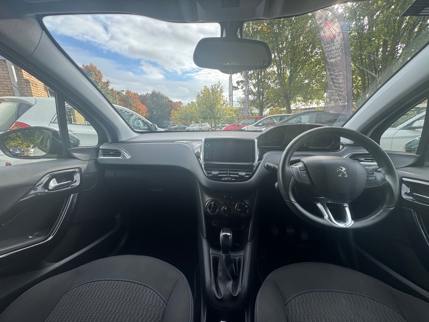 Used Peugeot 208 2019 for sale - 76077463: Photo 9