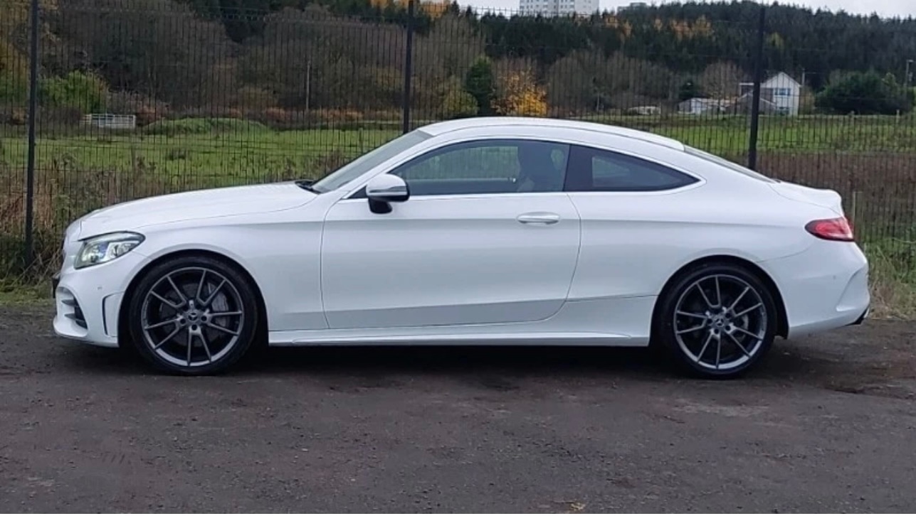 Used Mercedes-Benz C Class 2018 for sale - 76476880: Photo 1