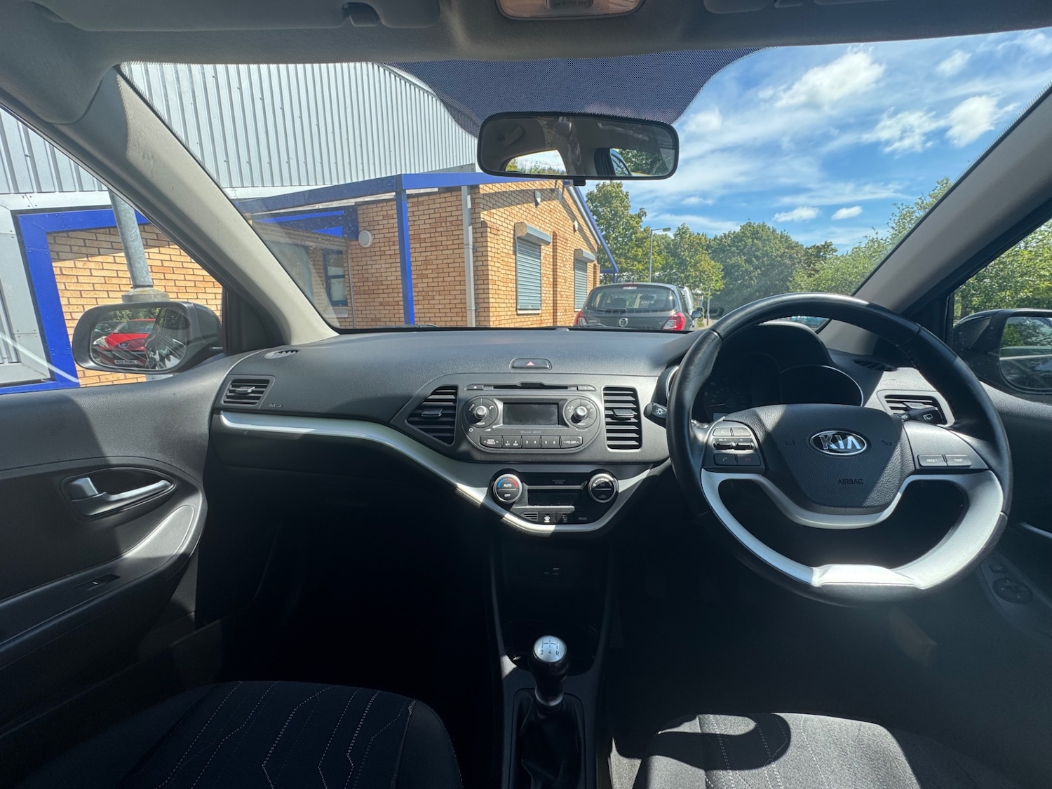 Used Kia Picanto 2015 for sale - 75202270: Photo 7