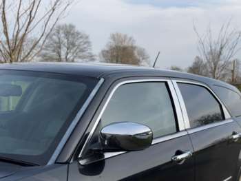 Used Chrysler 300C 2010 for sale - 74070093: Photo