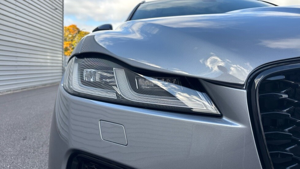 Used Jaguar F-Pace 2023 for sale - 76033870: Photo 17