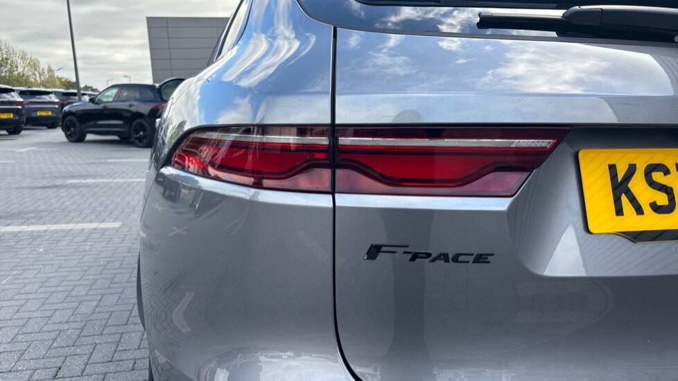 Used Jaguar F-Pace 2023 for sale - 76033870: Photo 19