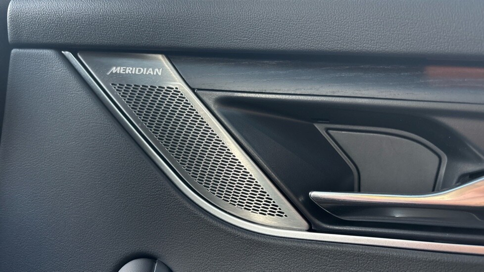 Used Jaguar F-Pace 2023 for sale - 76033870: Photo 23