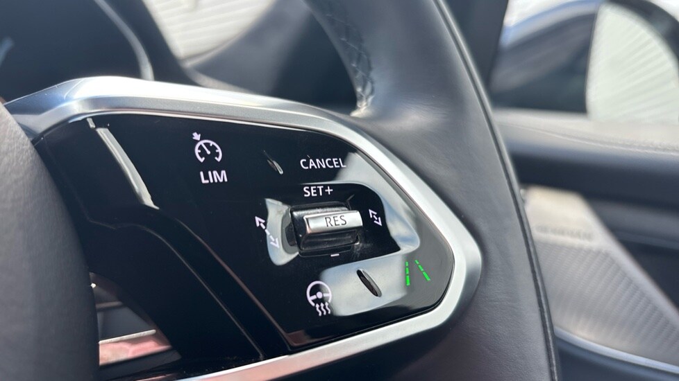 Used Jaguar F-Pace 2023 for sale - 76033870: Photo 24