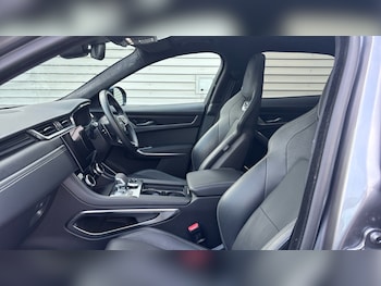 Used Jaguar F-Pace 2023 for sale - 76033870: Photo