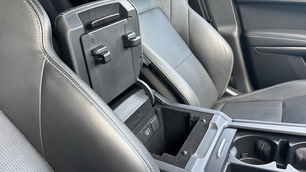 Used Jaguar F-Pace 2023 for sale - 76033870: Photo 44