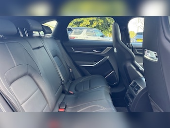 Used Jaguar F-Pace 2023 for sale - 76033870: Photo