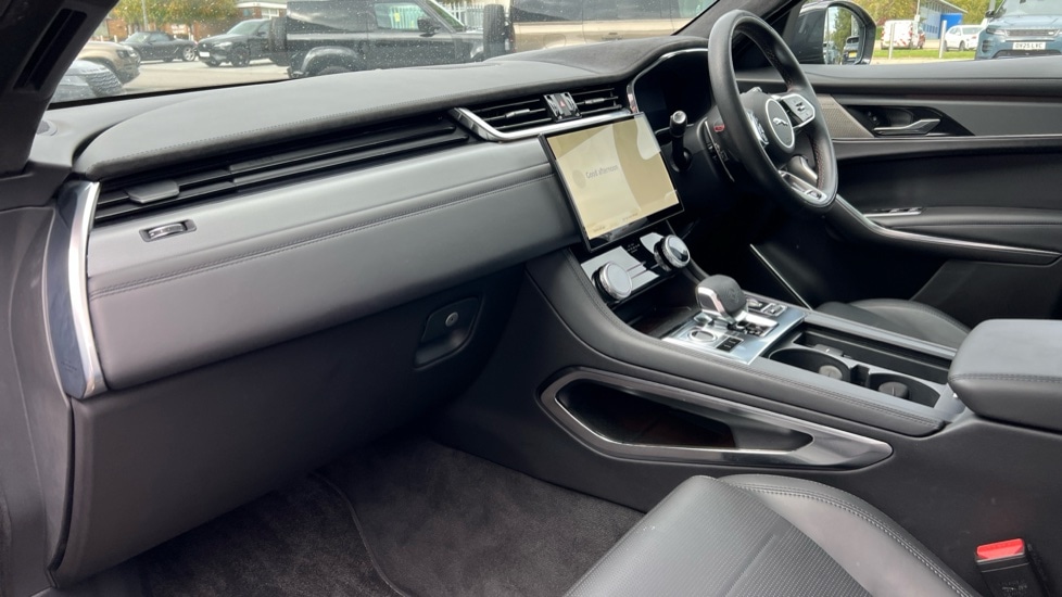 Used Jaguar F-Pace 2024 for sale - 76079093: Photo 9
