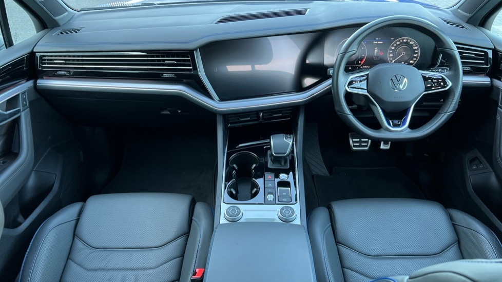 Used Volkswagen Touareg 2023 for sale - 76871541: Photo 11