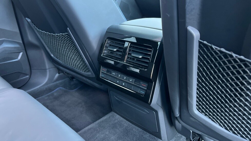 Used Volkswagen Touareg 2023 for sale - 76871541: Photo 43