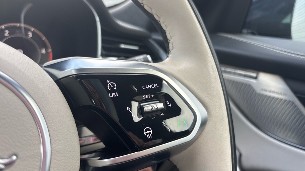 Used Jaguar F-Pace 2024 for sale - 76475192: Photo 24