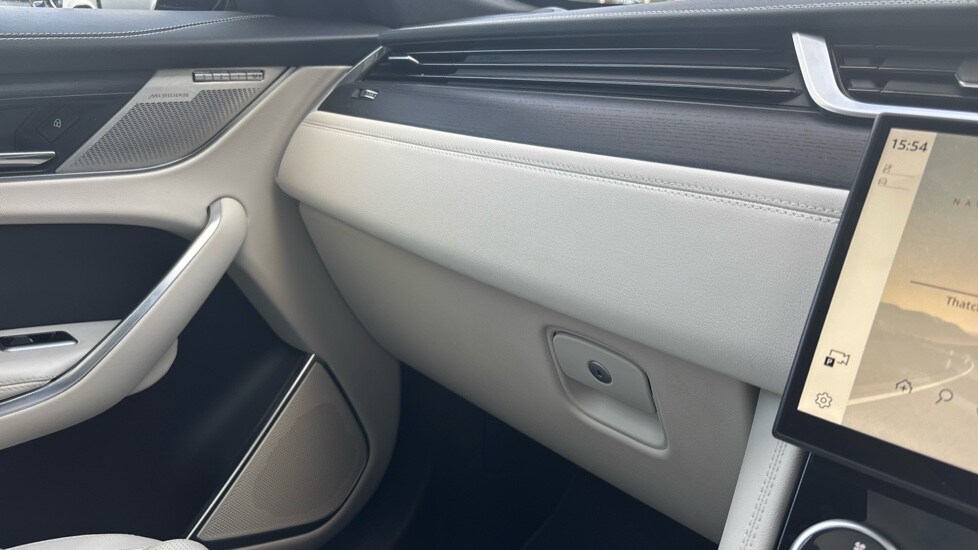 Used Jaguar F-Pace 2024 for sale - 76475192: Photo 44