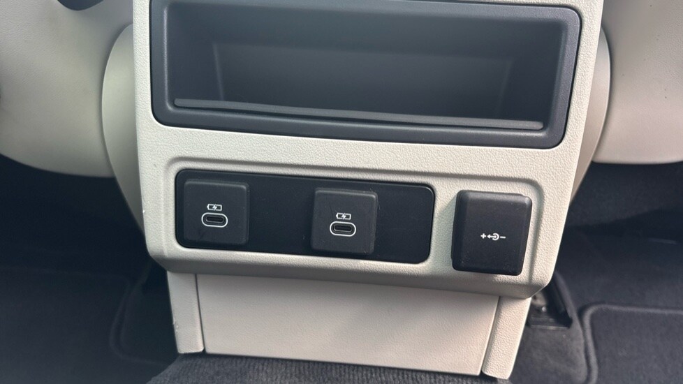 Used Jaguar F-Pace 2024 for sale - 76475192: Photo 48