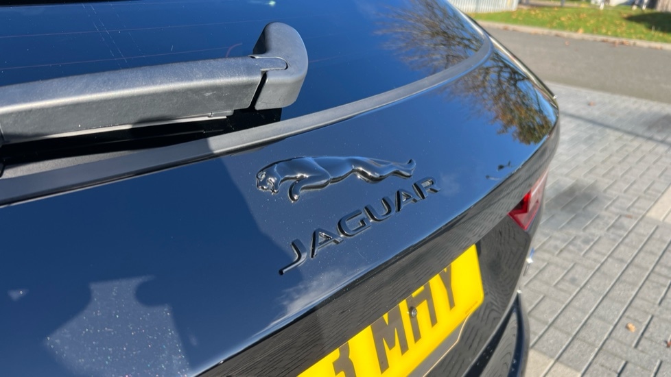 Used Jaguar F-Pace 2024 for sale - 76773366: Photo 22