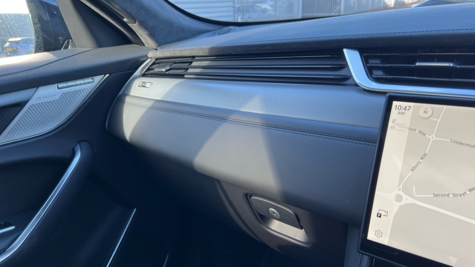 Used Jaguar F-Pace 2024 for sale - 76773366: Photo 41