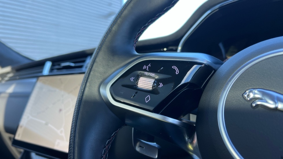 Used Jaguar F-Pace 2024 for sale - 76773366: Photo 44