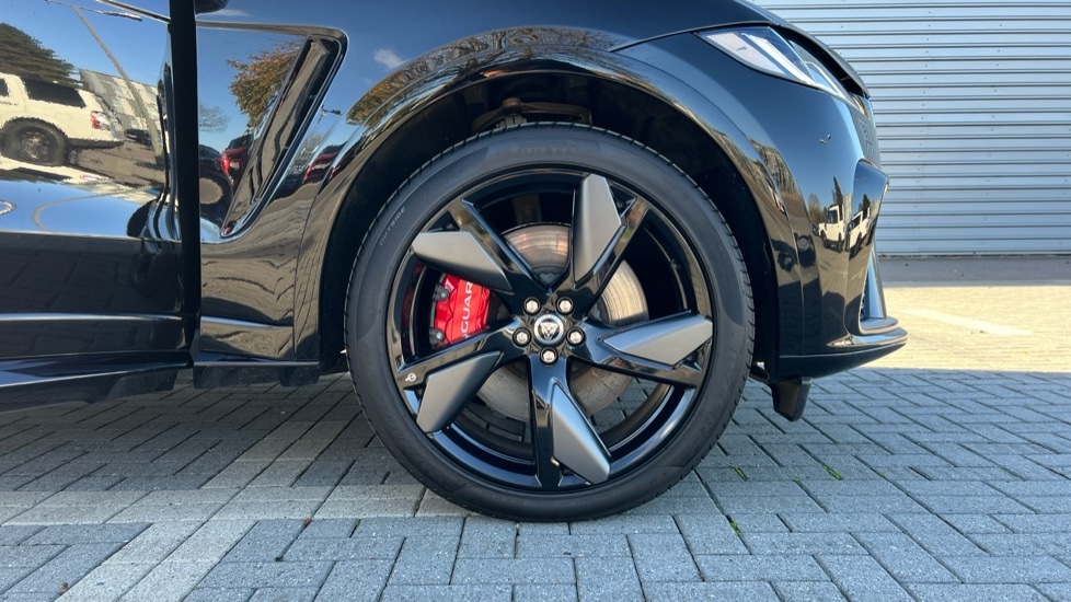 Used Jaguar F-Pace 2024 for sale - 76773366: Photo 8