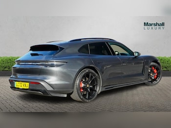 Used Porsche Taycan 2022 for sale - 76234012: Photo