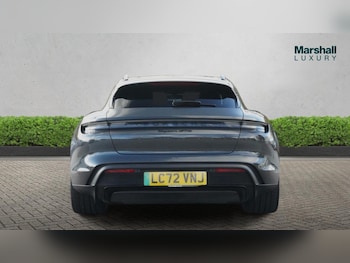 Used Porsche Taycan 2022 for sale - 76234012: Photo