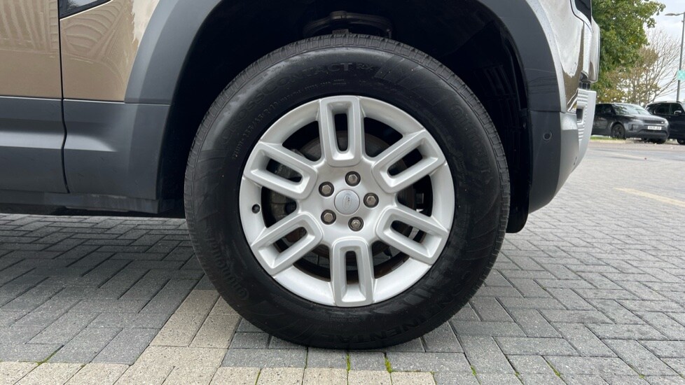 Used Land Rover Defender 2022 for sale - 76868577: Photo 20