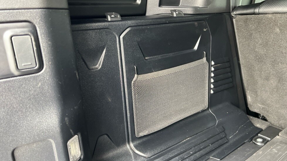 Used Land Rover Defender 2022 for sale - 76868577: Photo 27