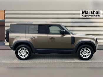 Used Land Rover Defender 2022 for sale - 76868577: Photo