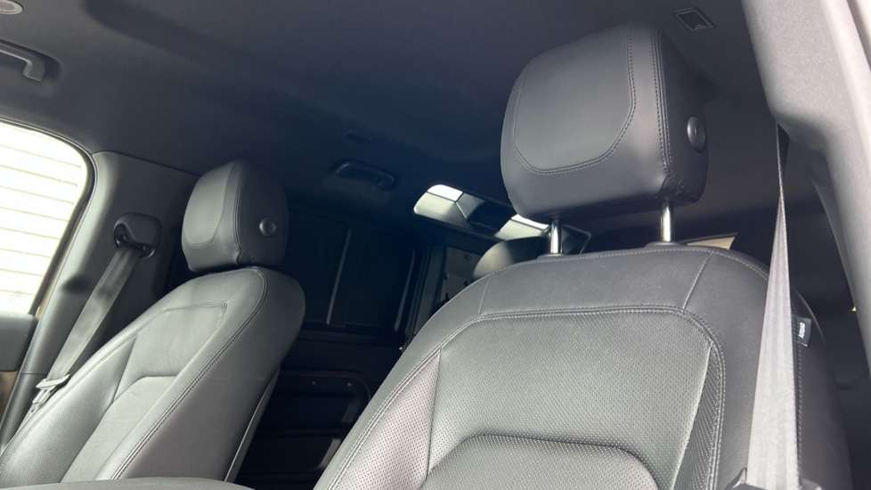 Used Land Rover Defender 2022 for sale - 76868577: Photo 34