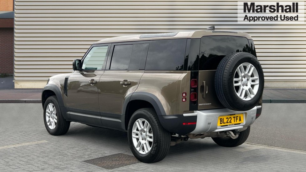 Used Land Rover Defender 2022 for sale - 76868577: Photo 5