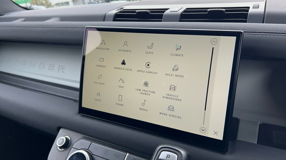 Used Land Rover Defender 2022 for sale - 76868577: Photo 51