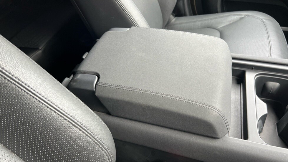 Used Land Rover Defender 2022 for sale - 76868577: Photo 56