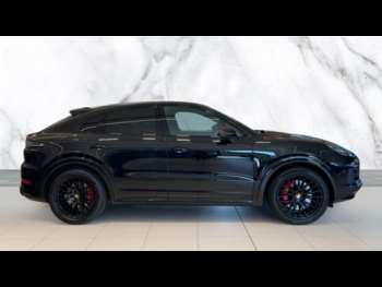 Used Porsche Cayenne 2021 for sale - 74330606: Photo
