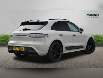 Used Porsche Macan 2023 for sale - 76234161: Photo
