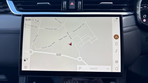 Used Jaguar F-Pace 2024 for sale - 76184053: Photo 11