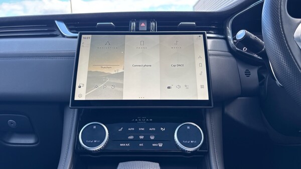 Used Jaguar F-Pace 2024 for sale - 76184053: Photo 14