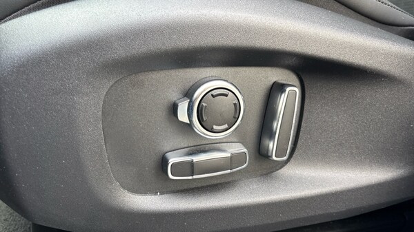 Used Jaguar F-Pace 2024 for sale - 76184053: Photo 23