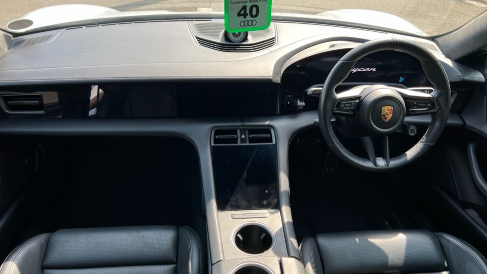 Used Porsche Taycan 2020 for sale - 76384454: Photo 11