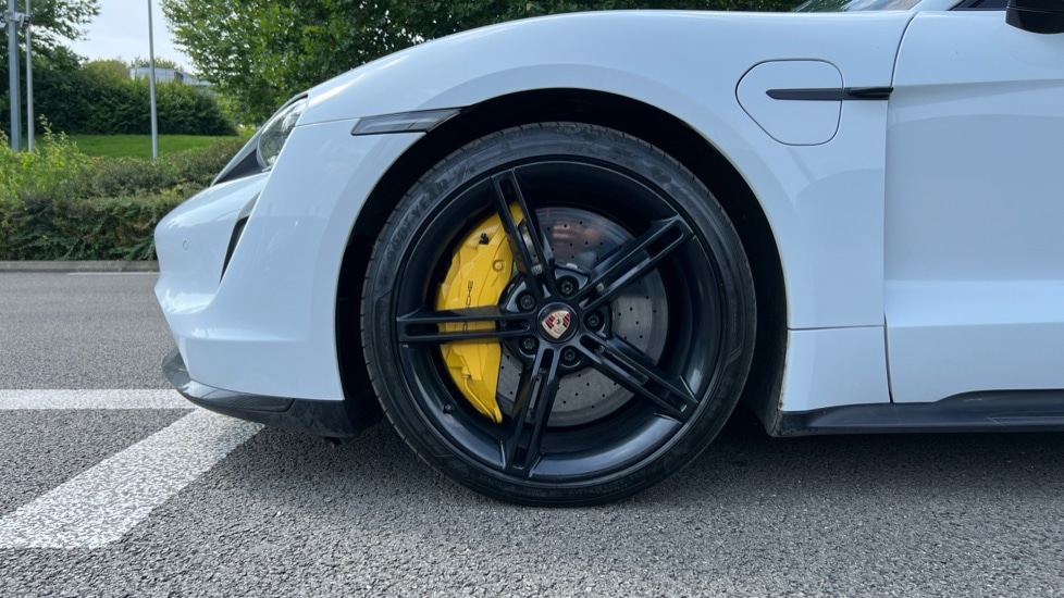 Used Porsche Taycan 2020 for sale - 76384454: Photo 17